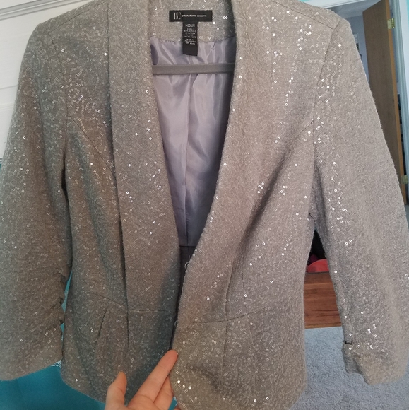 blazer - Picture 3 of 5